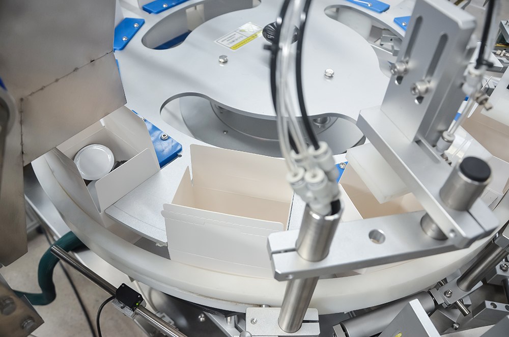 6.-Sensor fotoel&eacute;trico Omron