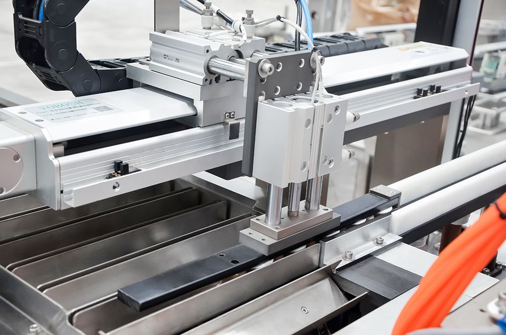 3.-M&aacute;quina de embalagem de papel&atilde;o-Slot-Transportador-(2)